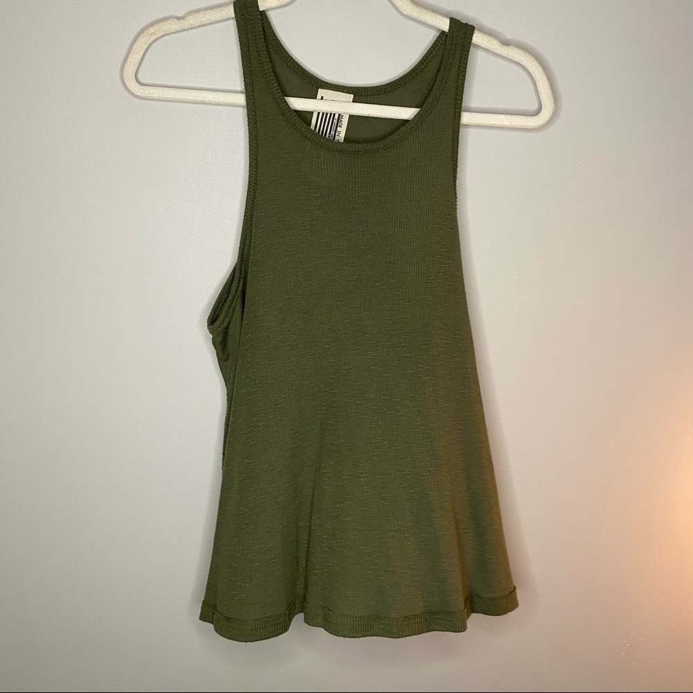 ❌SOLD❌FREE People Swing Tank size small - Picture 1 of 2